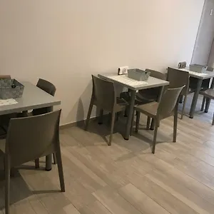Maison d'hôtes Cà Risorta Stanze, Sona
